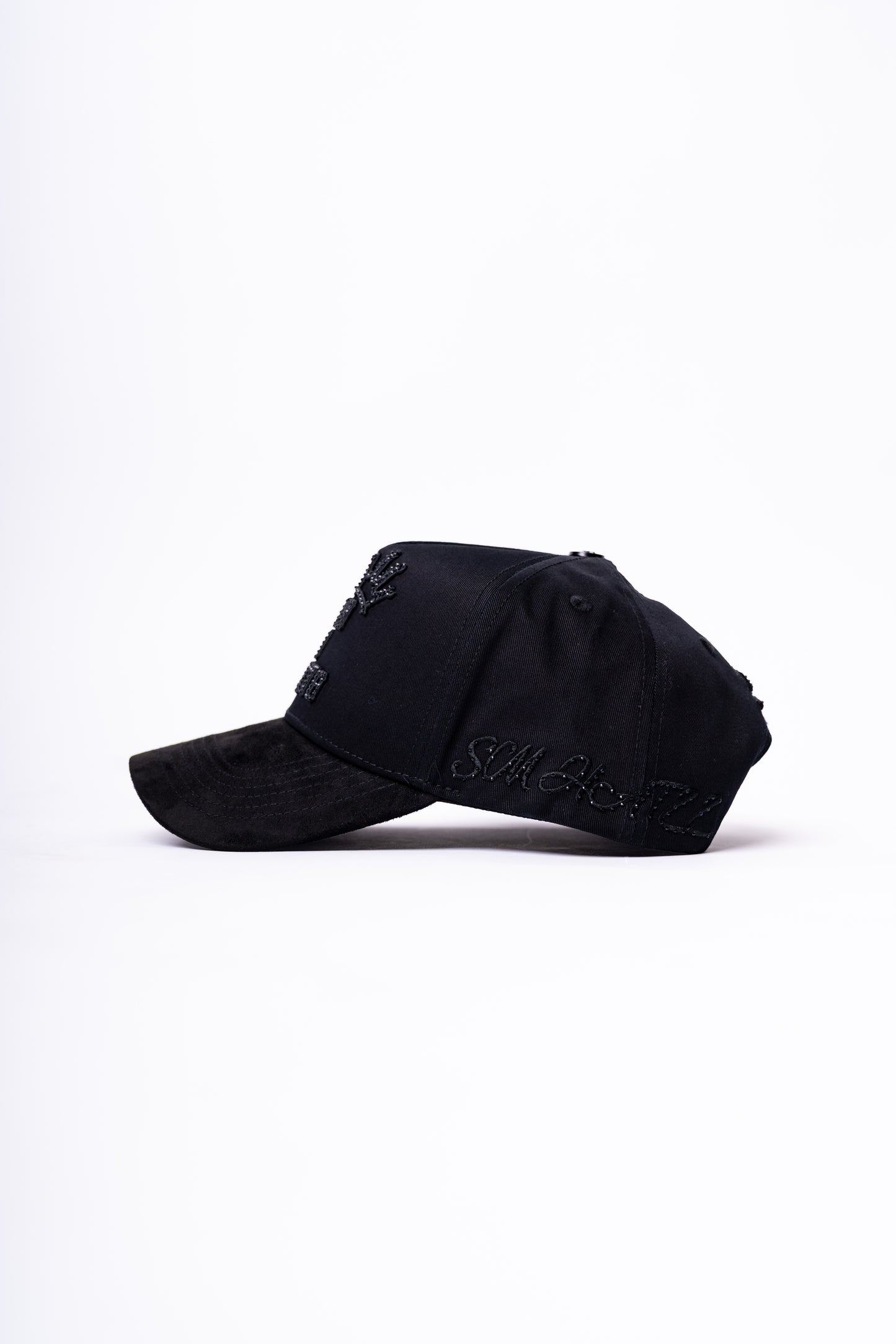 Rico o M total black